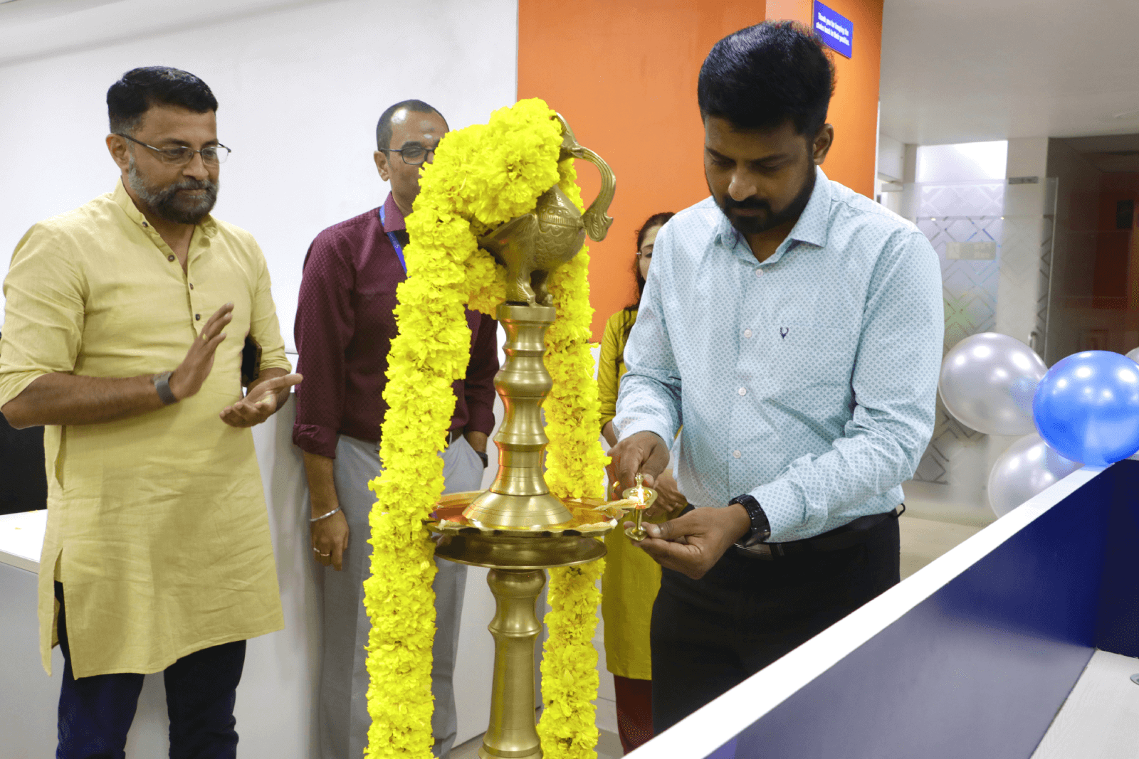 Mr Abhilash D.S, AGM (Admin & IR), Technopark, lighting the ceremonial lamp.