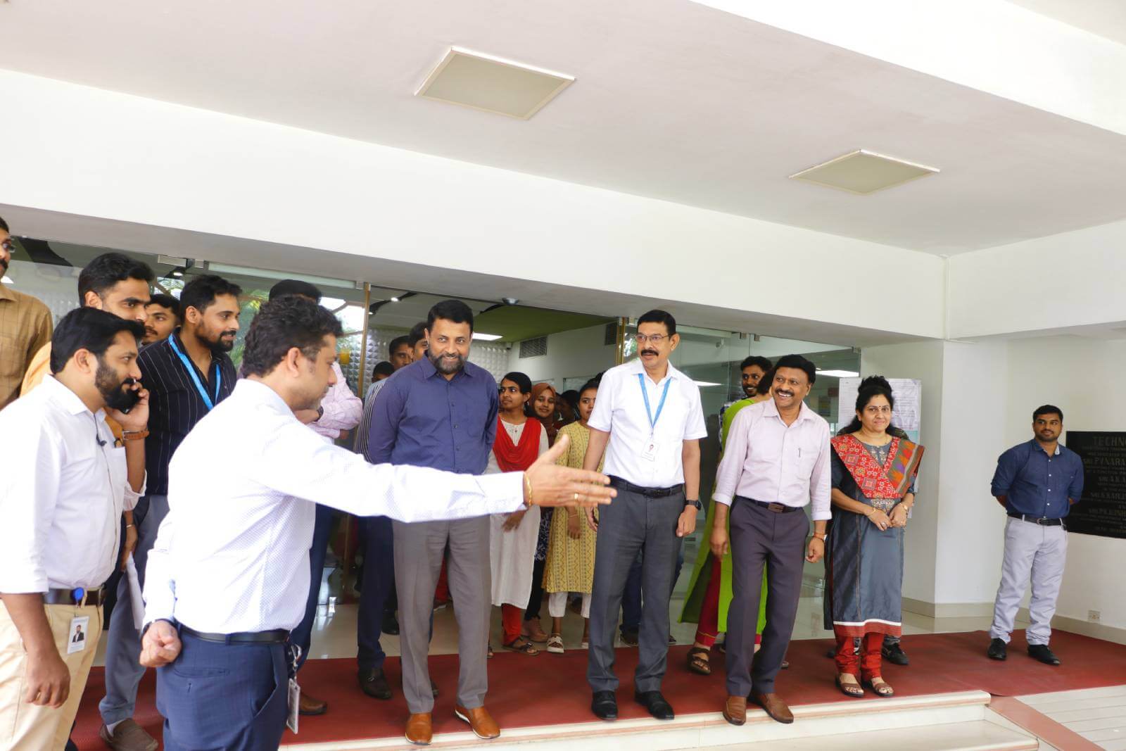 Team Technopark, led by Col Sanjeev Nair (Retd), CEO Technopark, at the electric buggy's flag off.