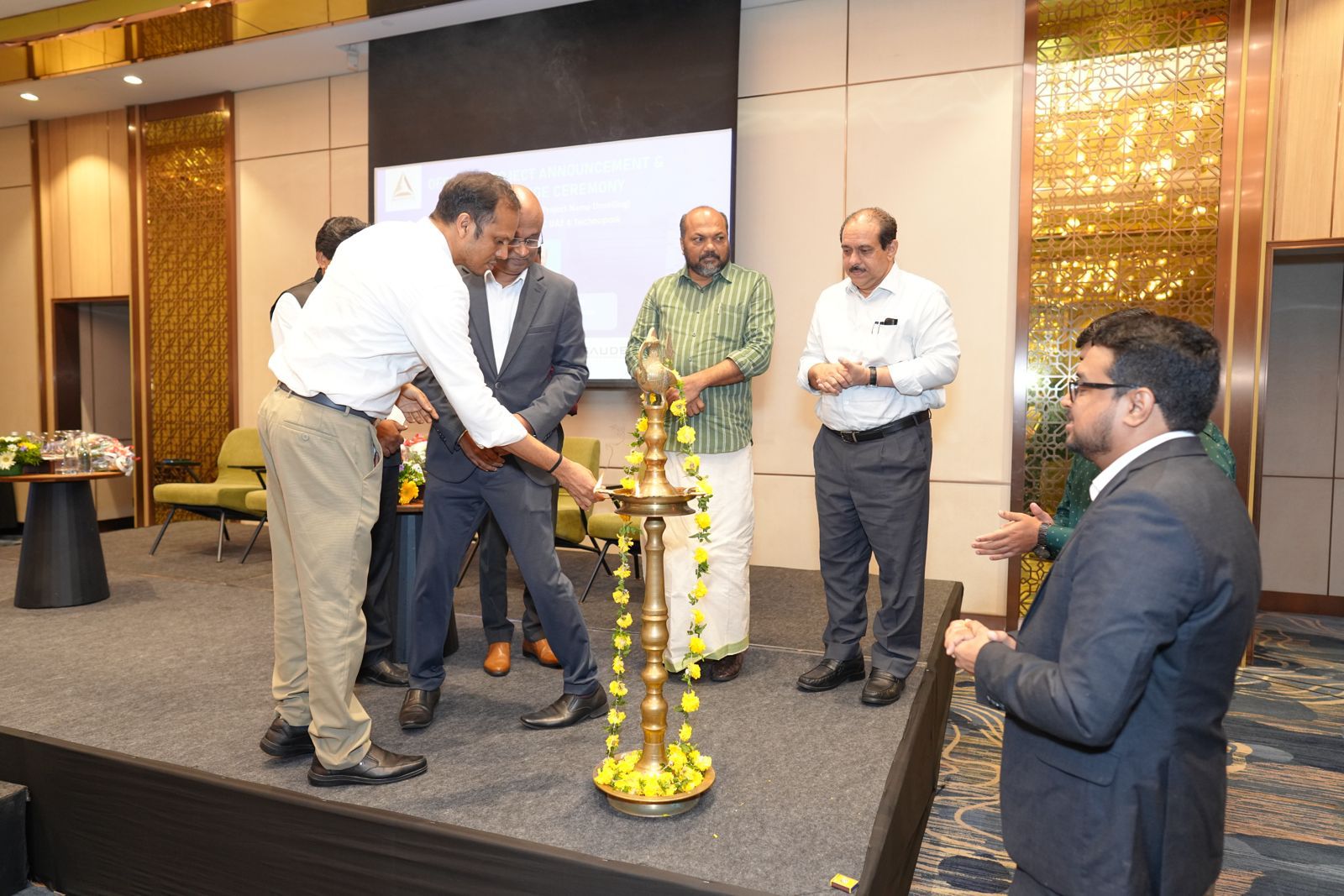 The Official Project Announcement Ceremony began with the traditional lamp lighting, marking the official launch of MERIDIAN TECHPARK at Technopark Phase-3.